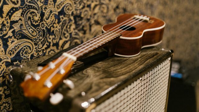 Repion presenta una versión acústica de ‘Columnas’ grabada en Casa Grito con violonchelo y violín