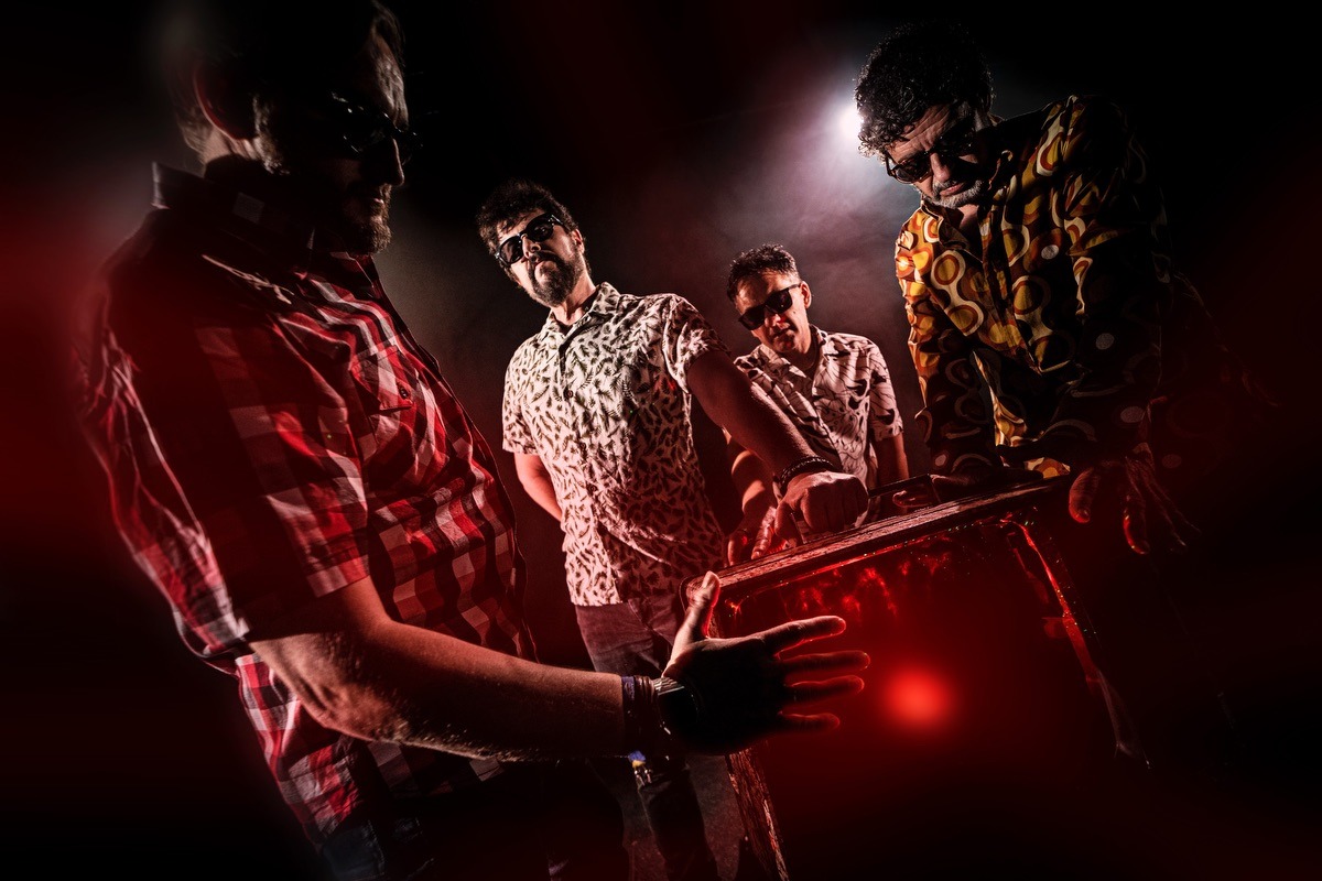 D´BALDOMEROS PRESENTA “MASA CRÍTICA” SU NUEVO SINGLE Y VIDEOCLIP 