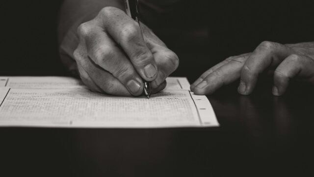 Julio Iglesias contra elDiario.es: cuando el silencio se convierte en noticia