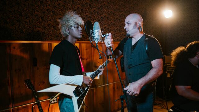 Miguel Campello presenta el vídeo de ‘Cinta de carrocero’, adelanto de su próximo álbum