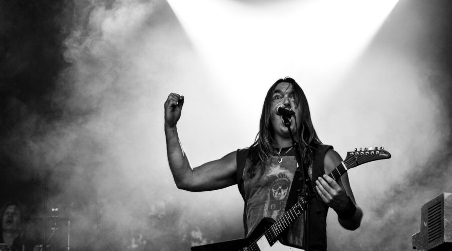 Geoff Tate lleva a Madrid una noche de heavy metal clásico con James Keegan