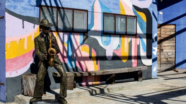 Miles Davis cumple cien años y Rhino devuelve su música al vinilo
