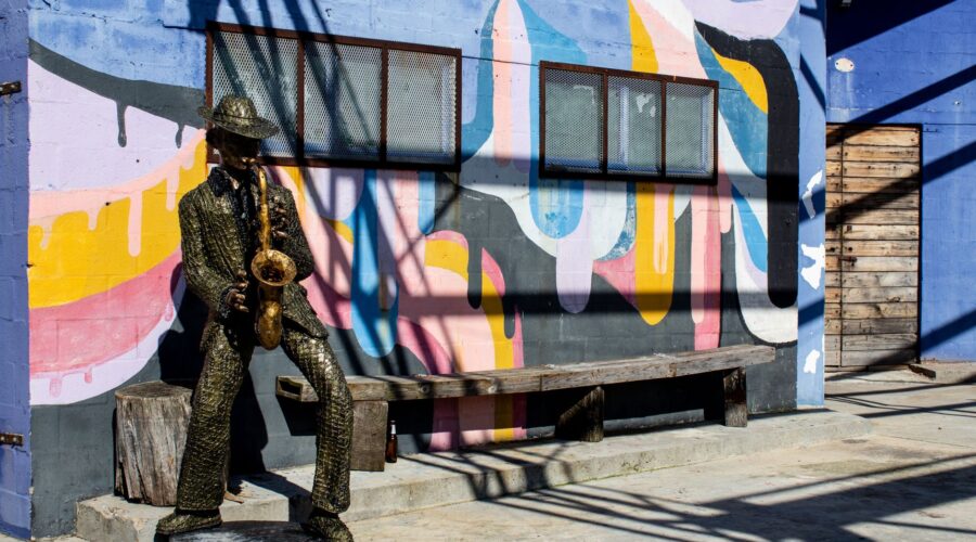 Miles Davis cumple cien años y Rhino devuelve su música al vinilo