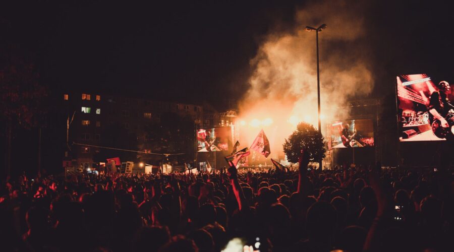AC/DC abre su gira mundial mientras Heathen y Walls of Jericho mueven ficha