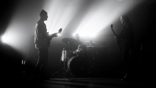 Fakir y los Psíquicos ganan en los Europe Videoclip Music Awards con ‘El amor te hiere como un rayo’