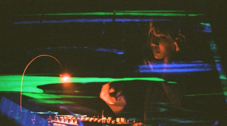 Ganges convierte el tecno-house en canción de amor con ‘Palomita ojos azules’
