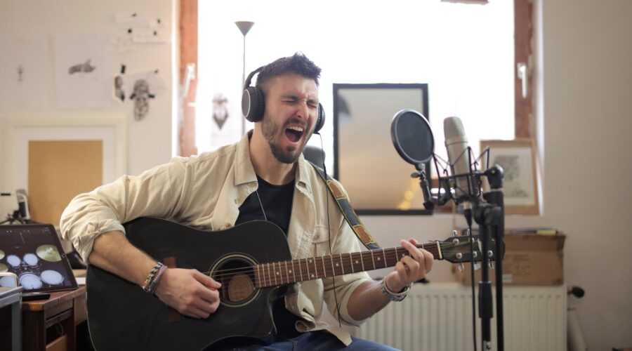 Miguel Rivera (Maga) vuelve con ‘A veces el viento’, el tercer adelanto de su disco con Lost Twin