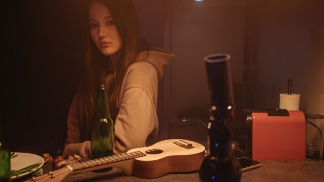 Phoebe Bridgers desnuda ‘Lost Boys’ y adelanta lo que puede ser su disco más íntimo