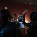 FLO vuelve con ‘Therapy at the Club’ y confirma que el revivalismo tiene un techo