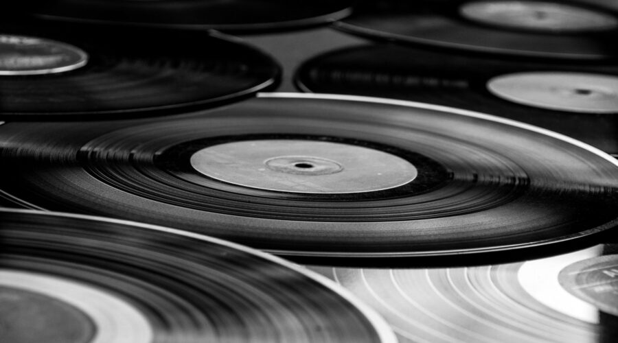 Small Change cumple 50 años y ANTI- Records lo saca en vinilo el 2 de octubre