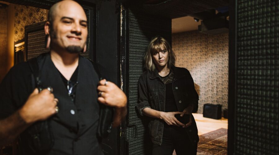 The Hanging Stars y ‘Just a Day’: cuando quitarlo todo es la decisión más valiente