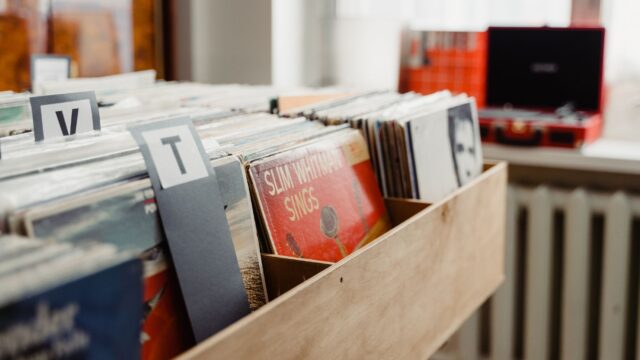 La flaca cumple 30 años y Jarabe de Palo la edita en vinilo azul marmolado