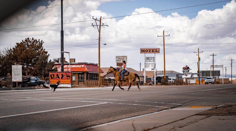THRASHER, el disco country de Brandon Flowers que no llega a ningún sitio