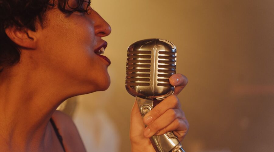 Fine y ‘Jazz Dreams’: dream-pop torcido desde Copenhague con alma de Lynch