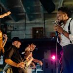 Jungle en el Palau Sant Jordi: cuando el groove se queda pegado al cuerpo