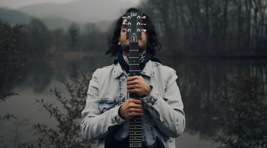 Sarria y ‘Mi plan’: once canciones para mirarse sin parpadear